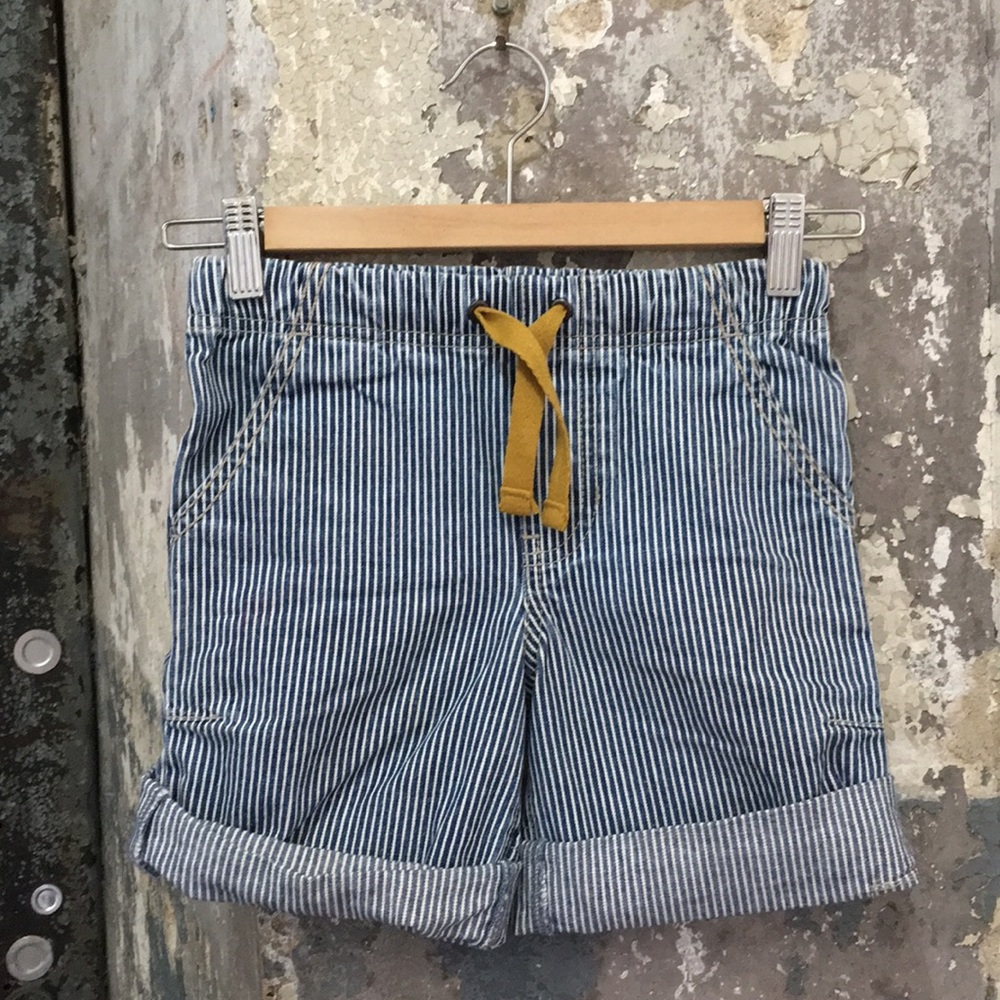 Mini boden shorts size 5 unisex